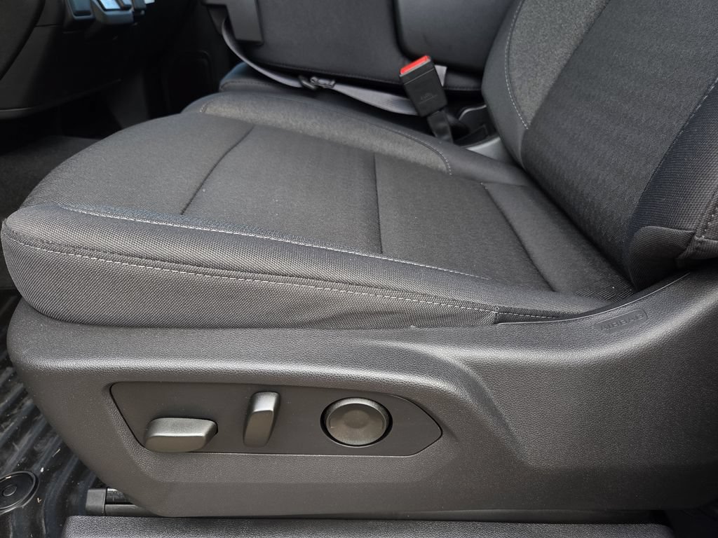 New 2026 Chevrolet Silverado 1500 Custom Trail Boss w/ Turbomax Blackout Package AWD/4WD image 14