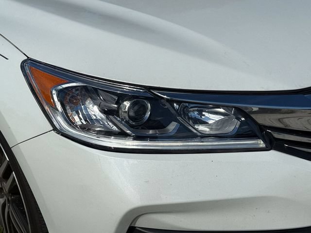 Used 2017 Honda Accord Sport Special Edition image 8