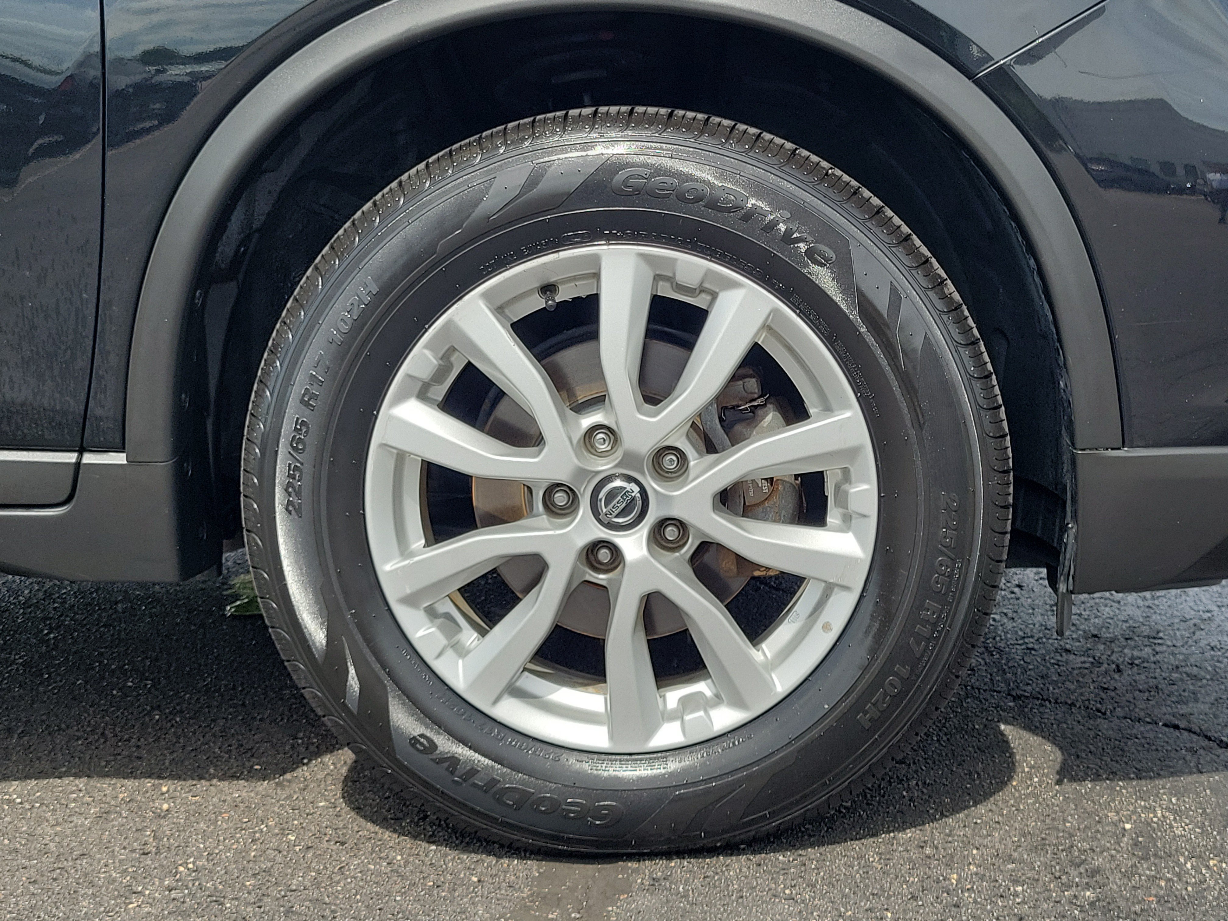 Certified 2020 Nissan Rogue SV AWD/4WD image 5