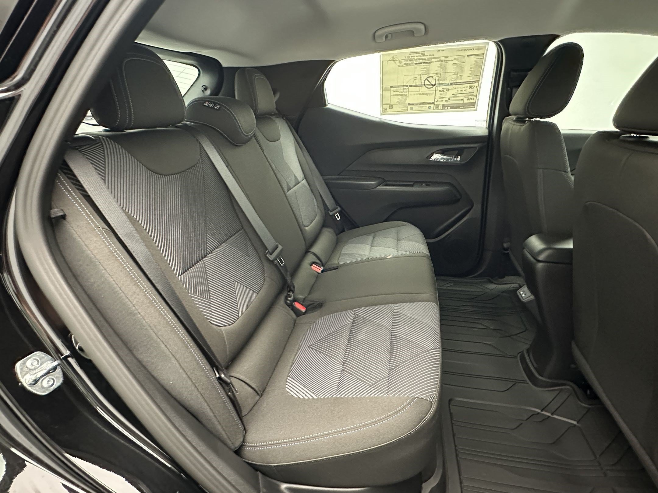 New 2027 Chevrolet Bolt LT w/ Comfort Package FWD image 29