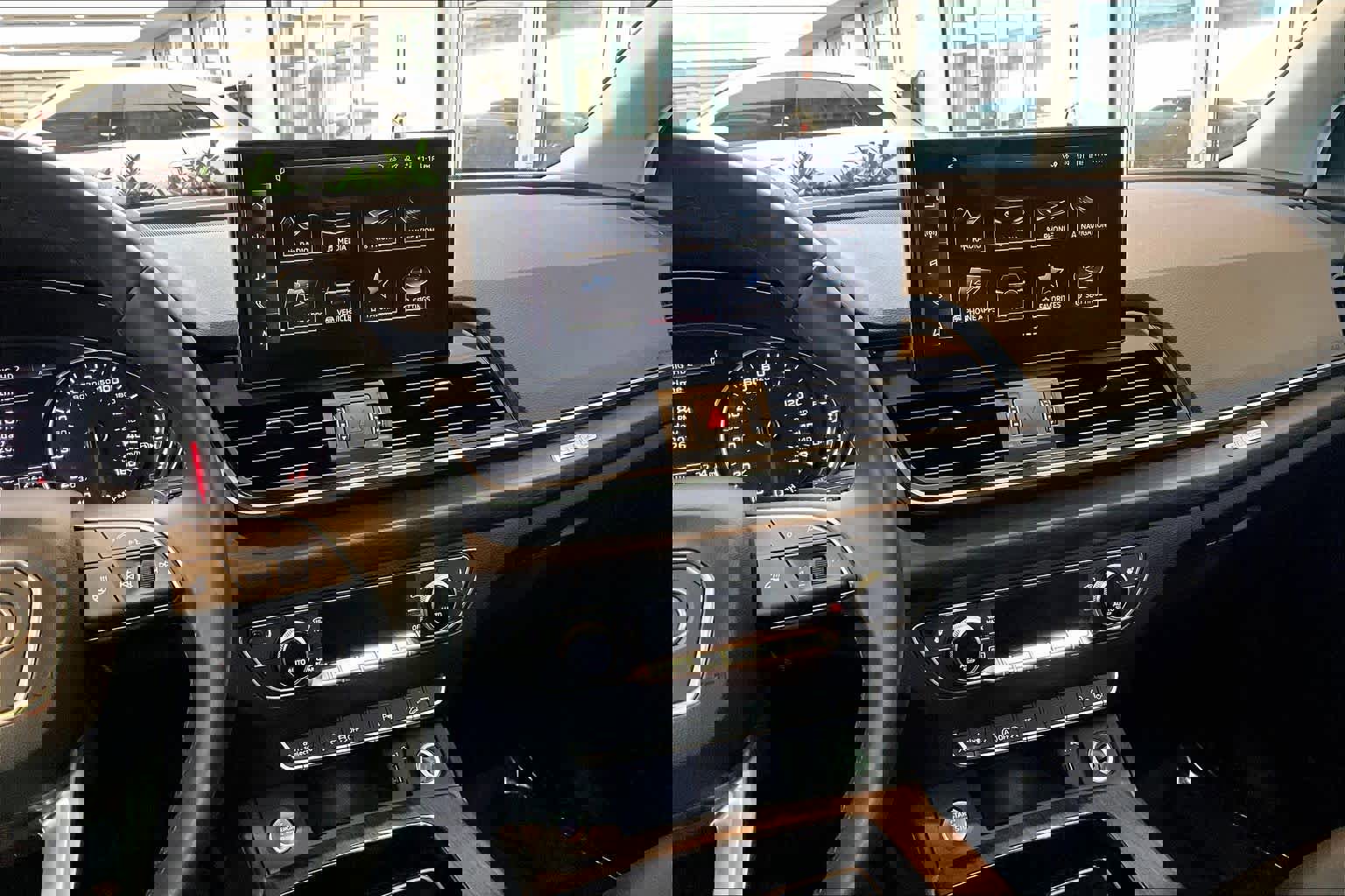 Used 2023 Audi Q5 2.0T Premium w/ Convenience Package image 8