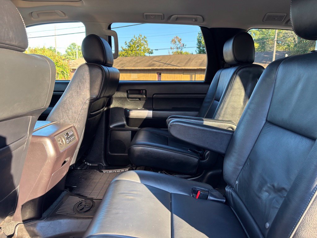 Used 2018 Toyota Sequoia TRD Sport AWD/4WD image 21