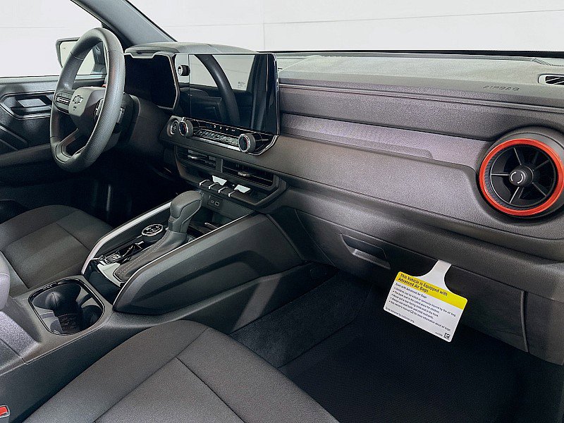 Used 2025 Chevrolet Colorado Trail Boss image 27