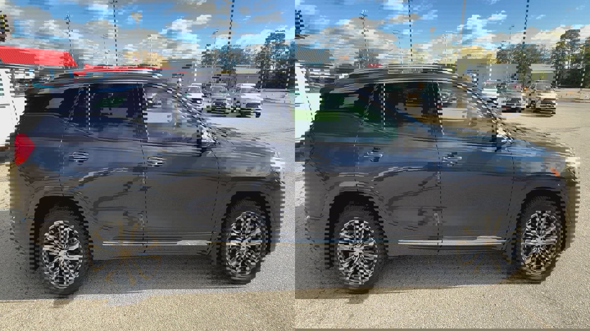 Used 2019 GMC Terrain Denali w/ Advanced Safety Package image 9