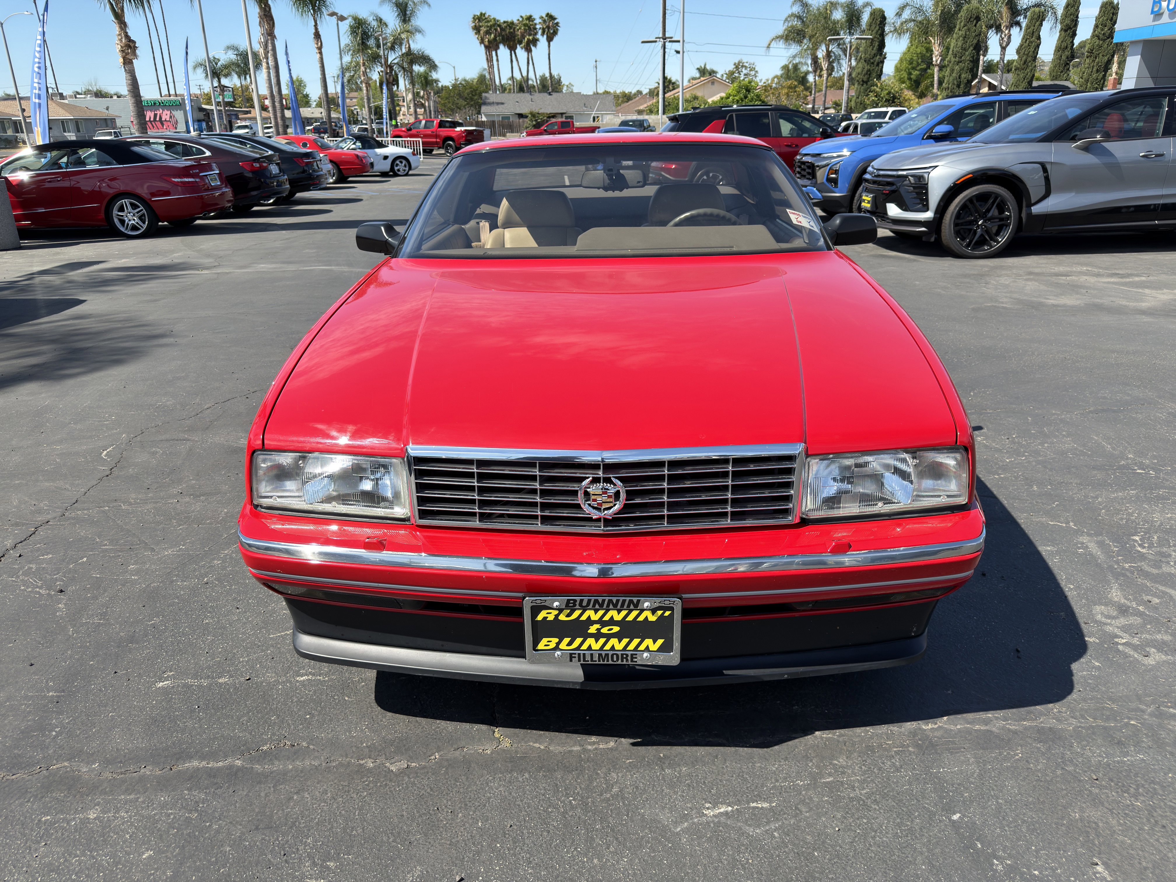 Used 1993 Cadillac Allante image 3