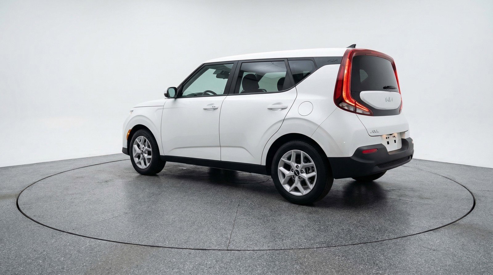 Used 2025 Kia Soul LX w/ LX Technology Package image 5