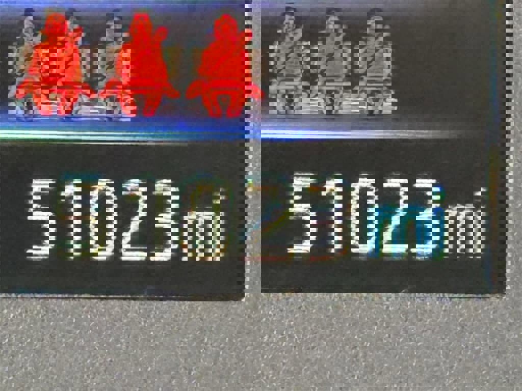 Used 2023 Toyota Corolla Cross LE image 11