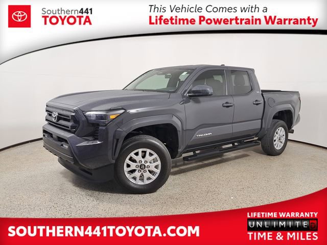 Used 2025 Toyota Tacoma SR5 image 1