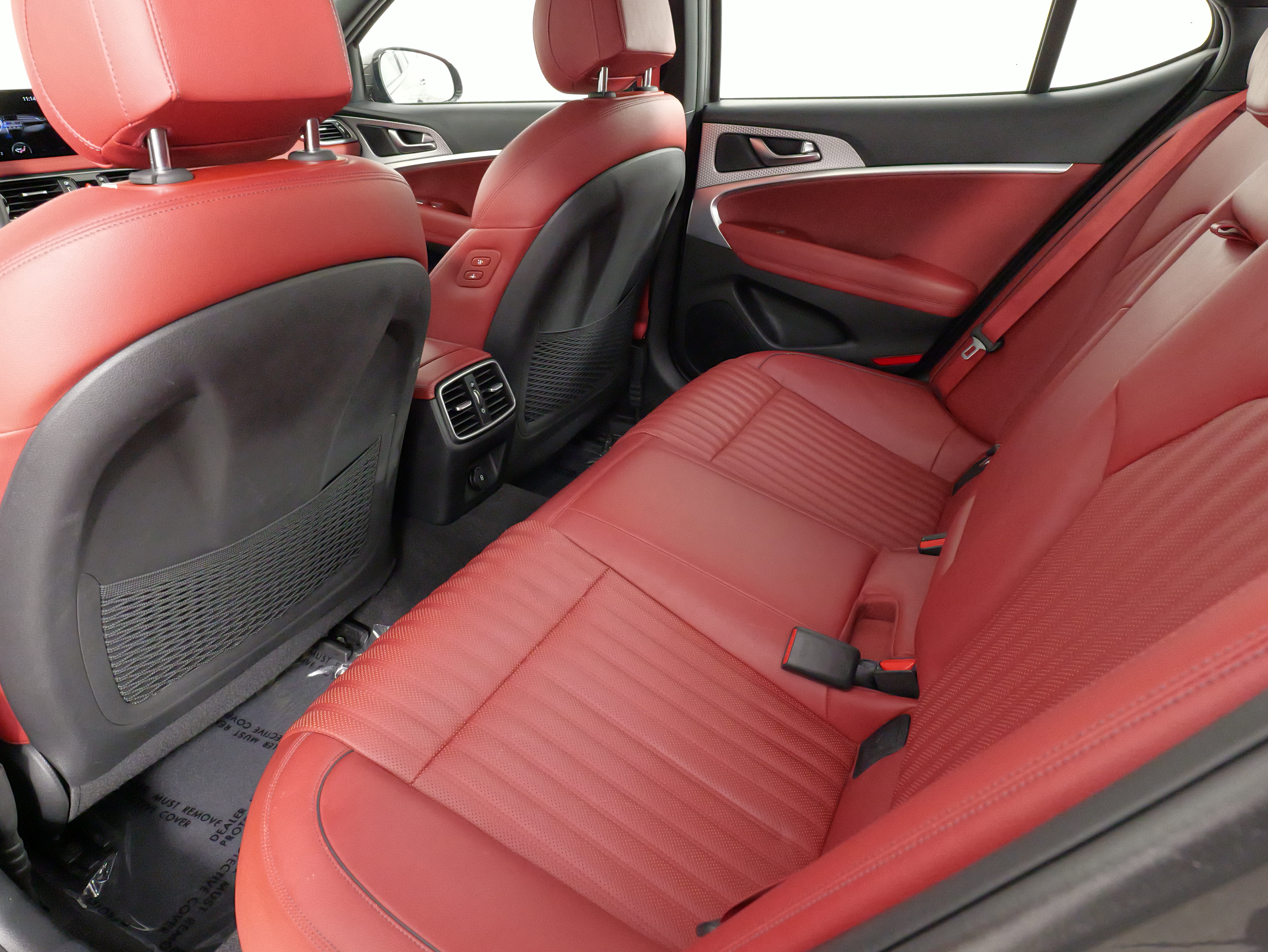 Used 2023 Genesis G70 2.0T w/ Sport Prestige Package image 33