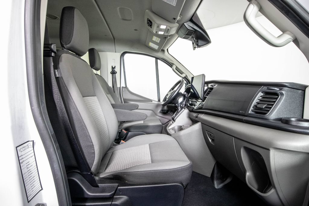 Used 2025 Ford Transit 350 XLT RWD image 8