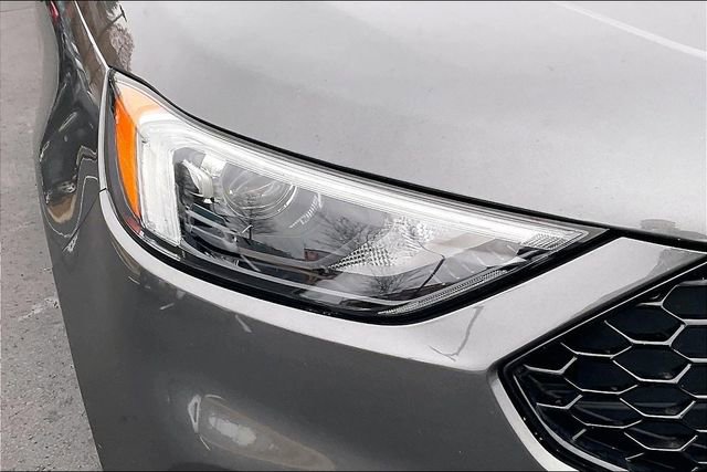 Used 2020 Ford Edge ST-Line FWD image 29