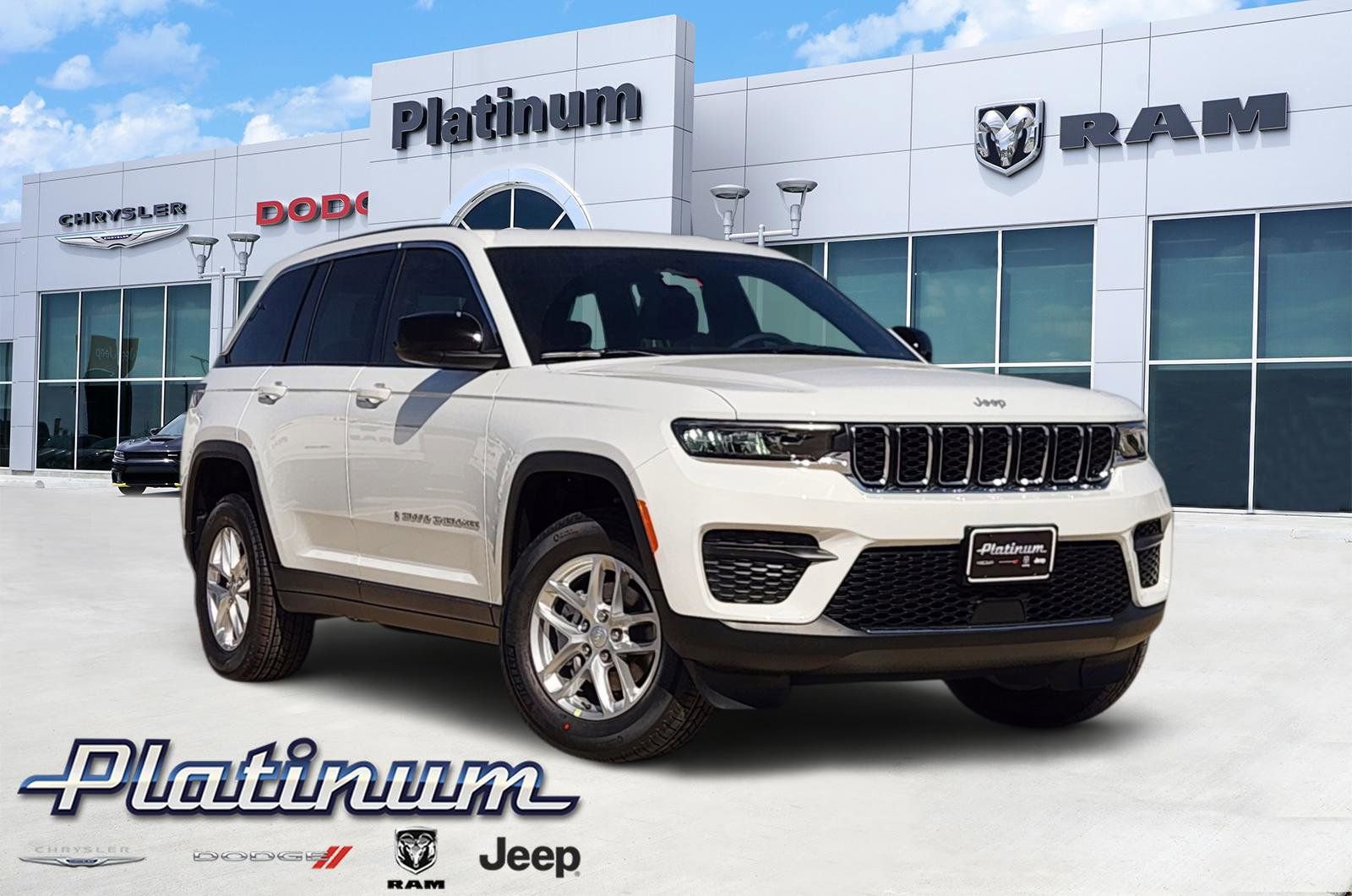 New 2026 Jeep Grand Cherokee Laredo