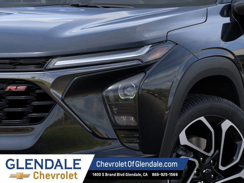 New 2026 Chevrolet Trax RS w/ Driver Confidence Package image 3