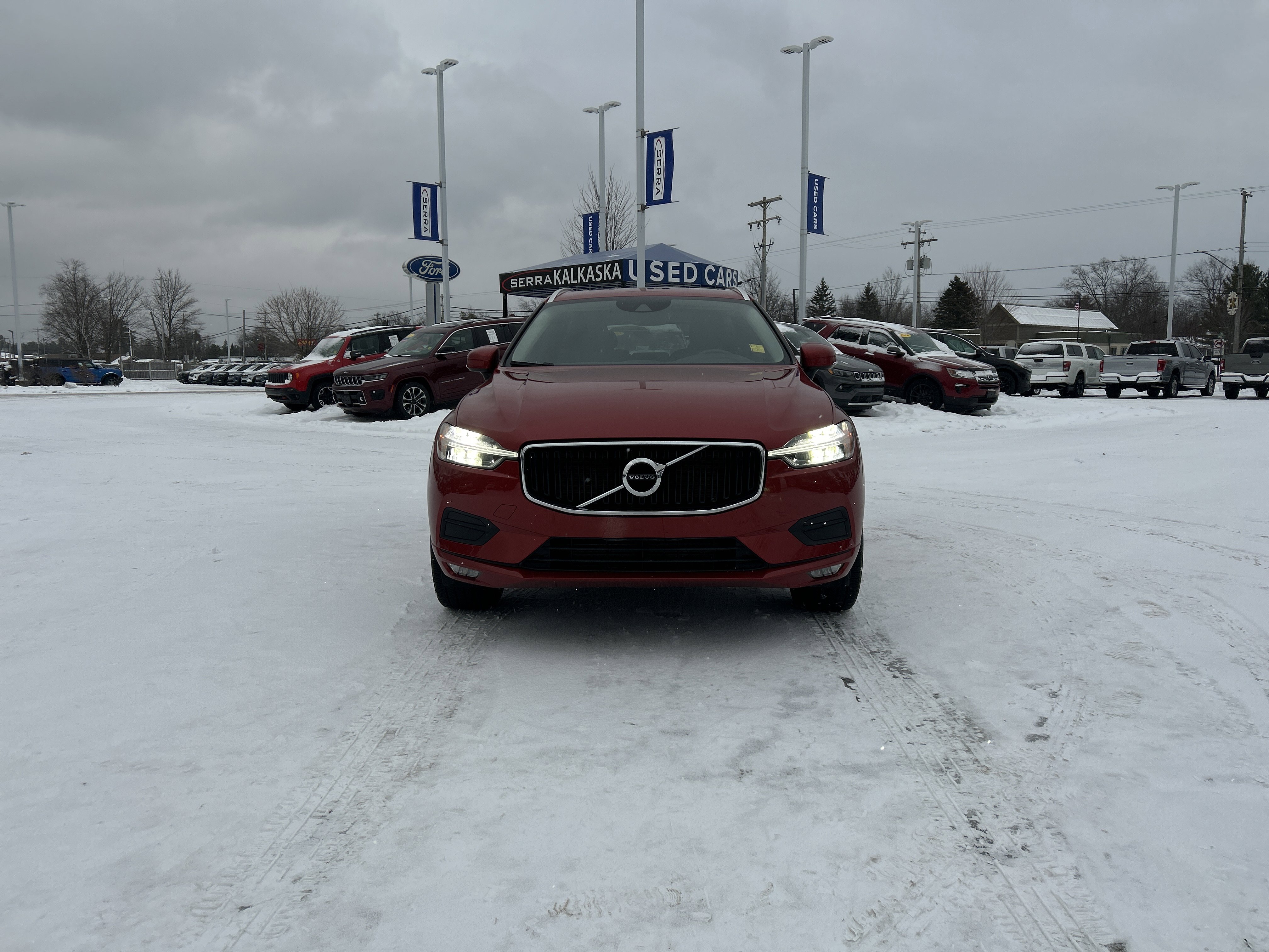 Used 2021 Volvo XC60 T5 Momentum image 9