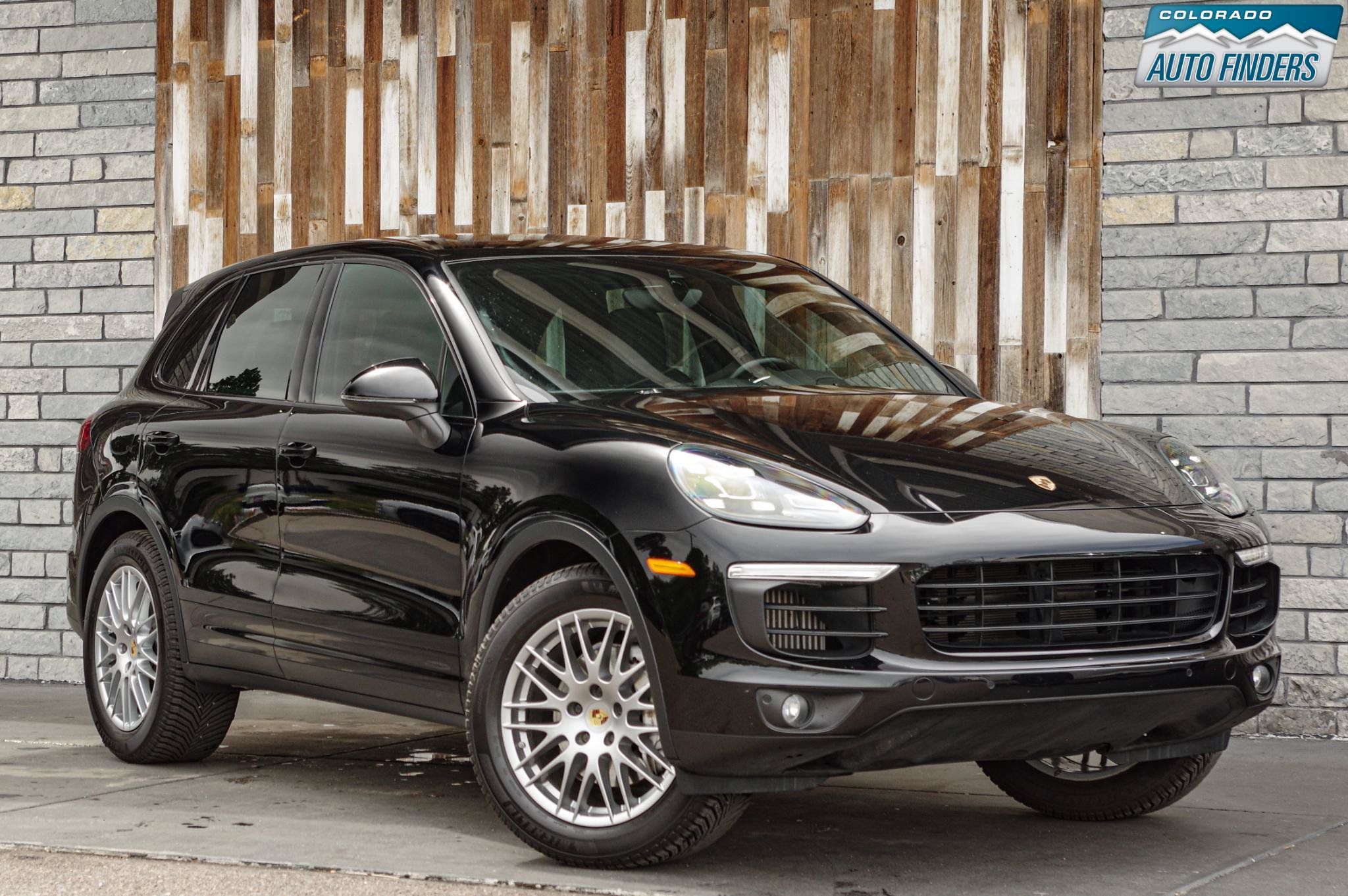 Used 2017 Porsche Cayenne S AWD/4WD image 9