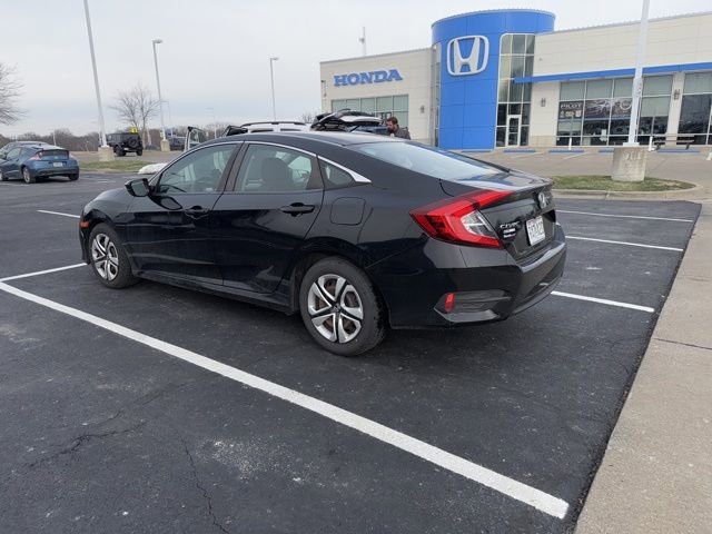 Certified 2018 Honda Civic LX image 4