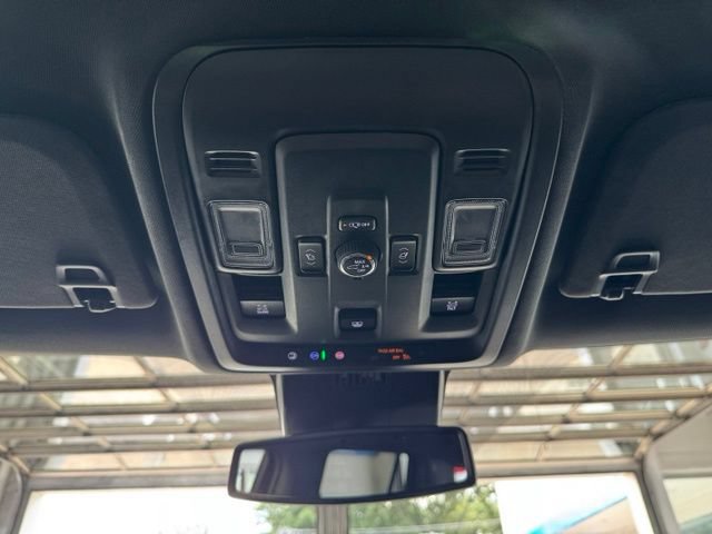 Used 2025 Chevrolet Tahoe RST w/ Comfort Package AWD/4WD image 23