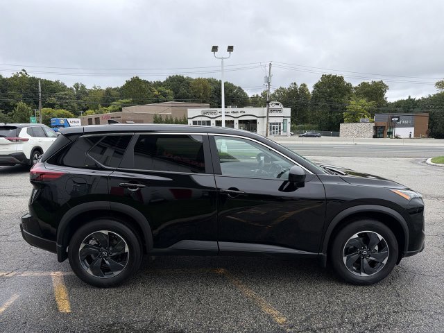 Certified 2026 Nissan Rogue SV w/ Cold Weather Package AWD/4WD image 9