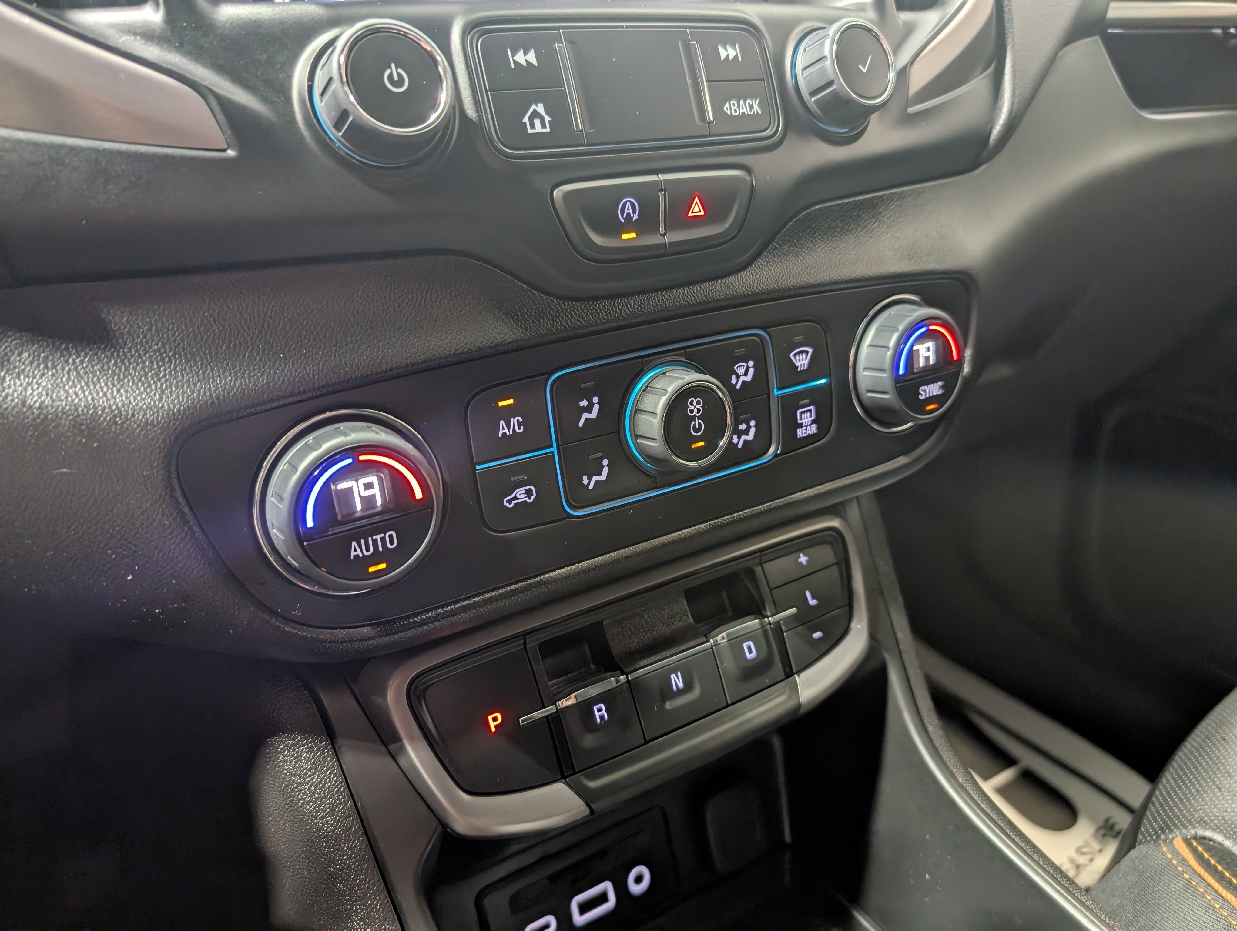 Used 2024 GMC Terrain AT4 w/ Tech Package image 26