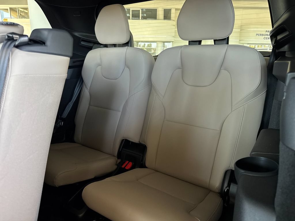 New 2026 Volvo XC90 B6 Plus AWD/4WD image 14