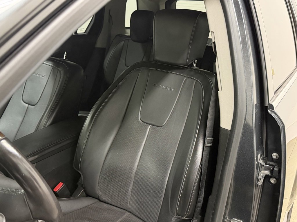 Used 2017 GMC Terrain Denali w/ Cargo Package image 37