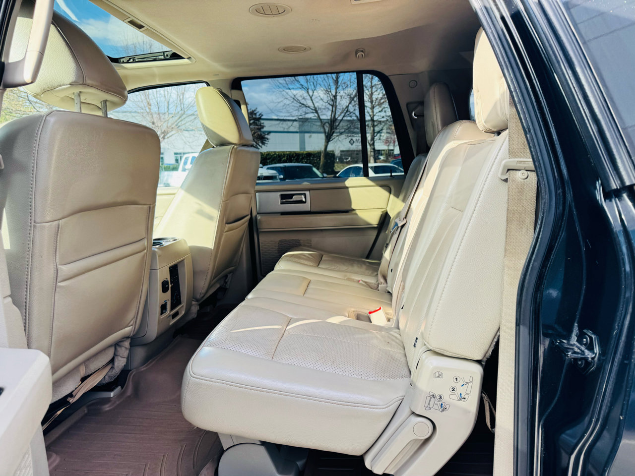 Used 2013 Ford Expedition EL Limited image 15