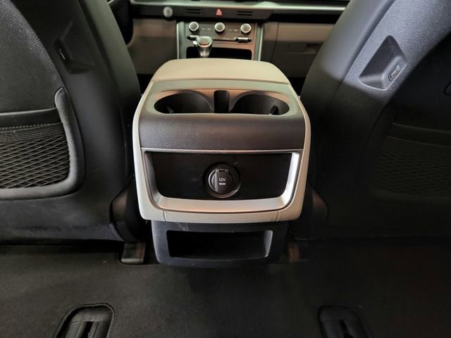 Used 2023 Kia Carnival LX FWD image 32