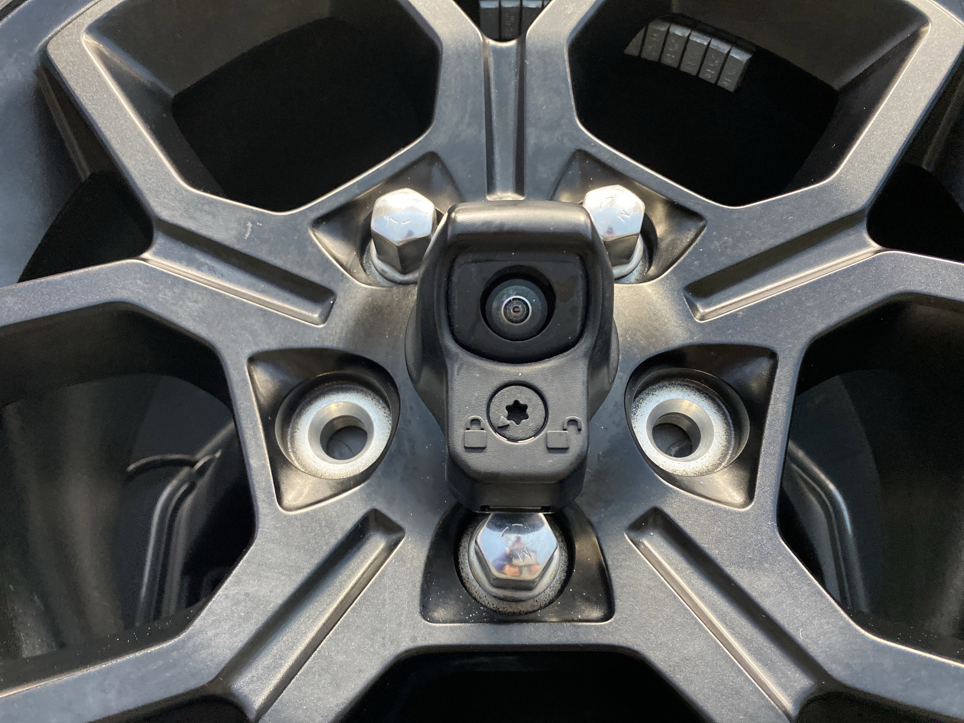 Certified 2025 Jeep Wrangler Willys image 32