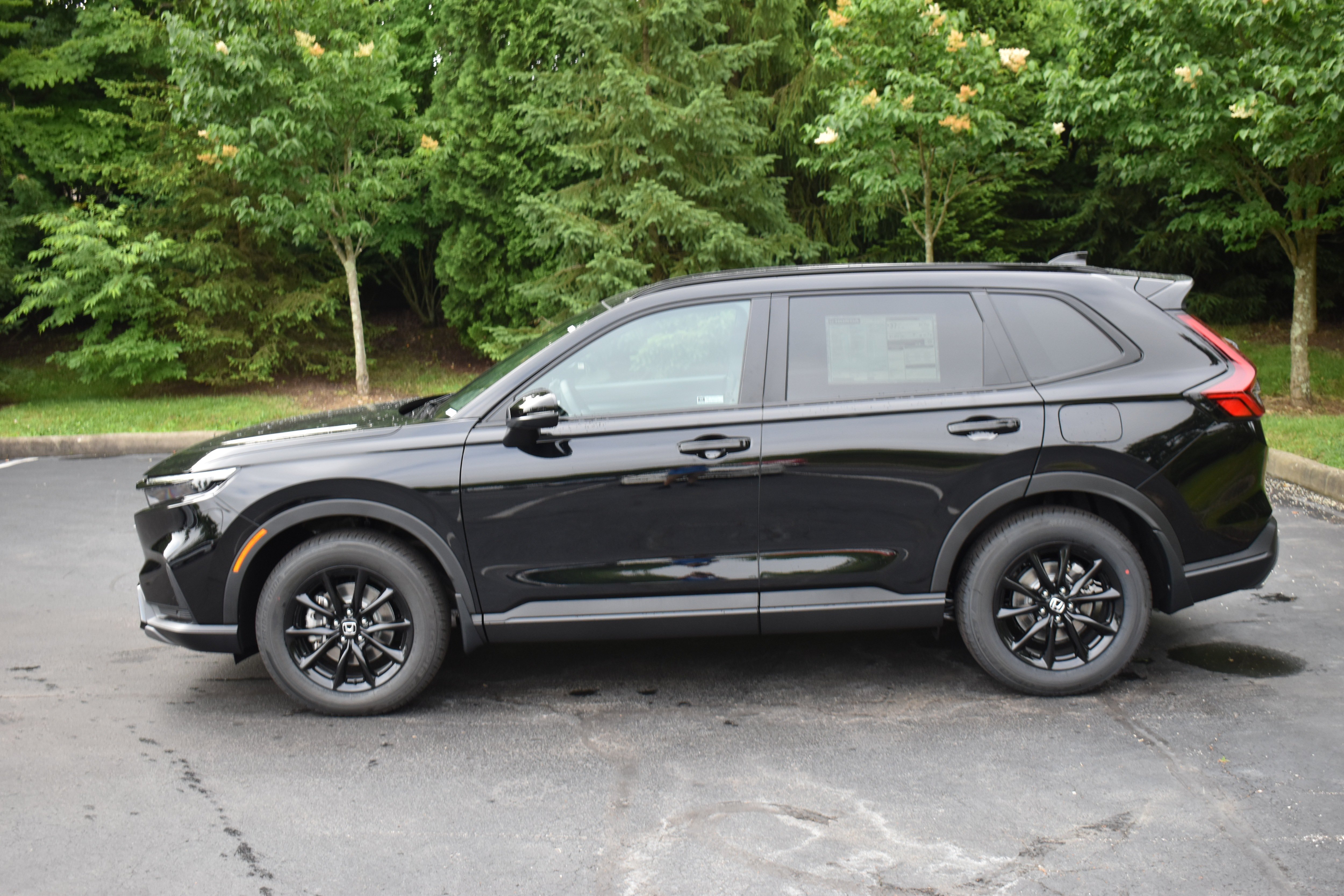New 2027 Honda CR-V Sport-L image 4