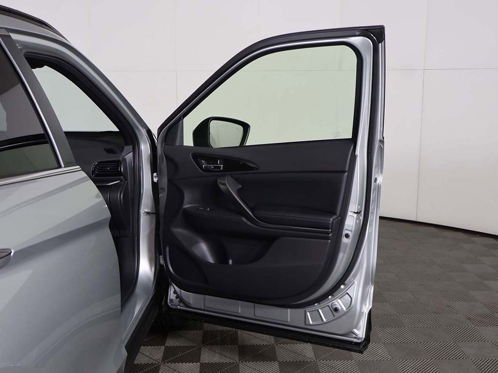 New 2026 Mitsubishi Eclipse Cross Black Edition image 20