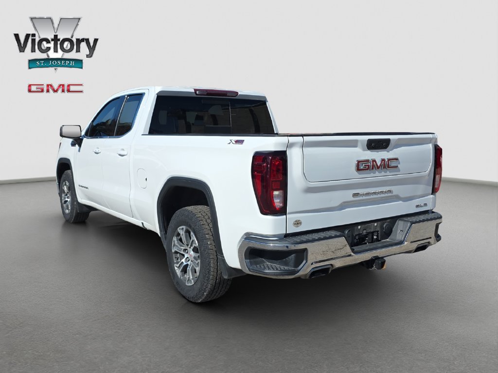 Used 2023 GMC Sierra 1500 SLE AWD/4WD image 15