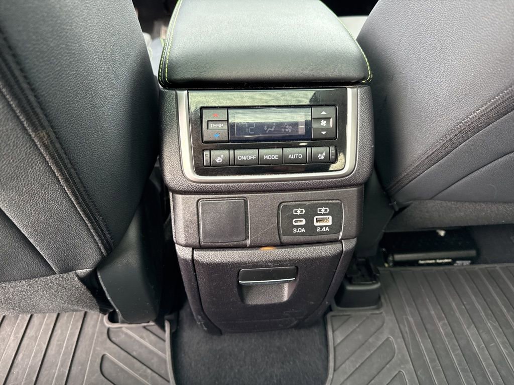 Used 2023 Subaru Ascent Onyx Edition Limited image 12