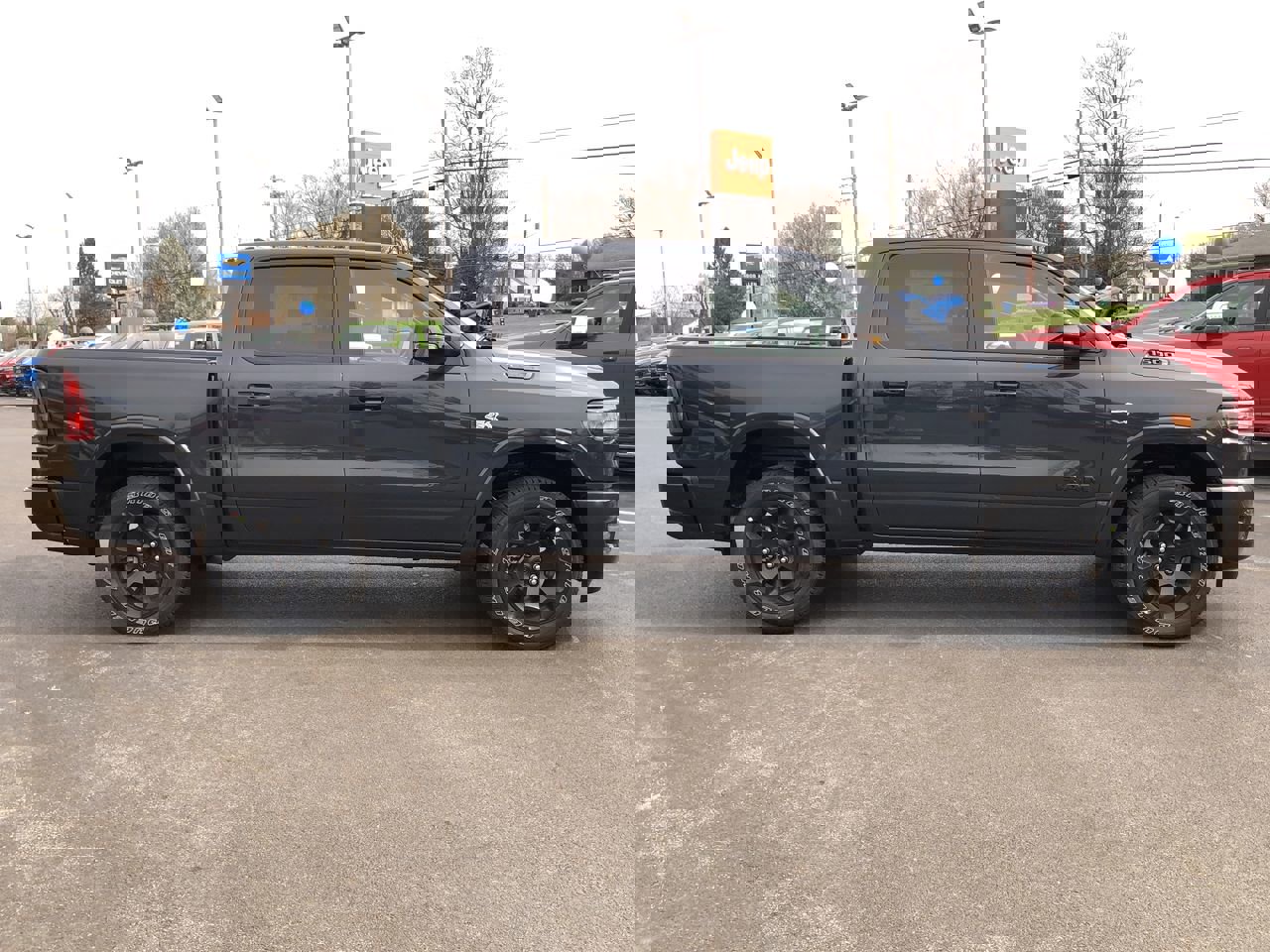 New 2026 RAM 1500 4x4 Crew Cab image 14