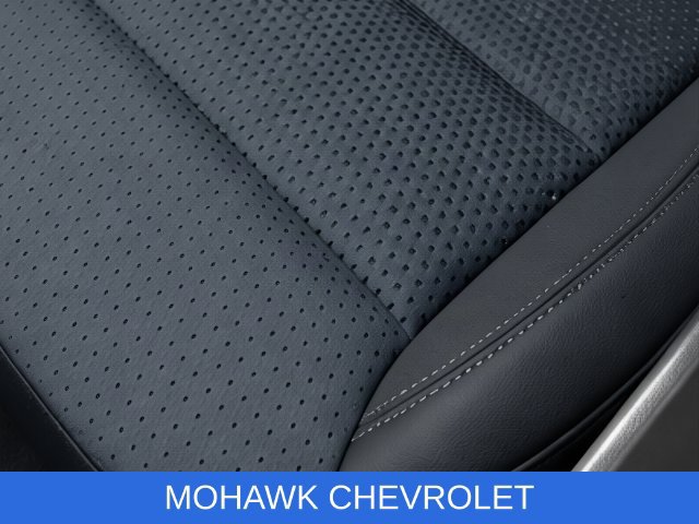 Used 2024 Chevrolet Trax LT w/ Driver Confidence Package FWD image 22