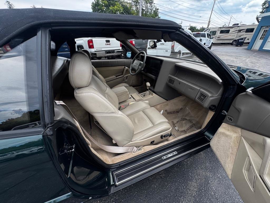 Used 1993 Cadillac Allante FWD image 10