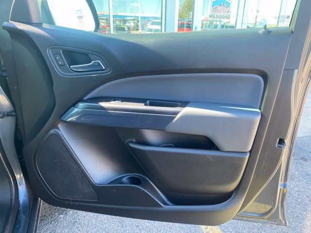 Used 2017 Chevrolet Colorado Z71 AWD/4WD image 15