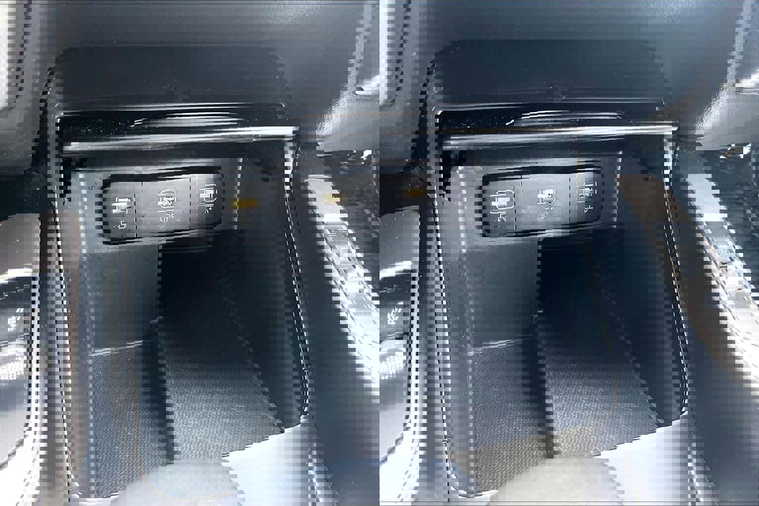 Used 2021 Kia Sorento S image 34