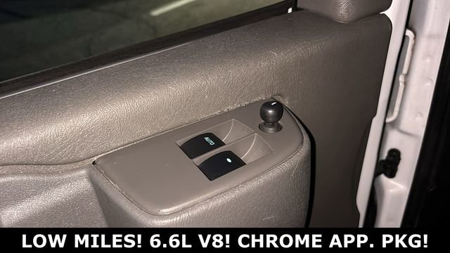 Used 2022 GMC Savana 2500 Work Van w/ Driver Convenience Package image 7