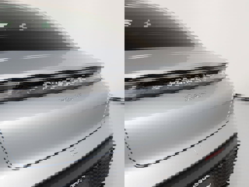 New 2026 Porsche Taycan image 40