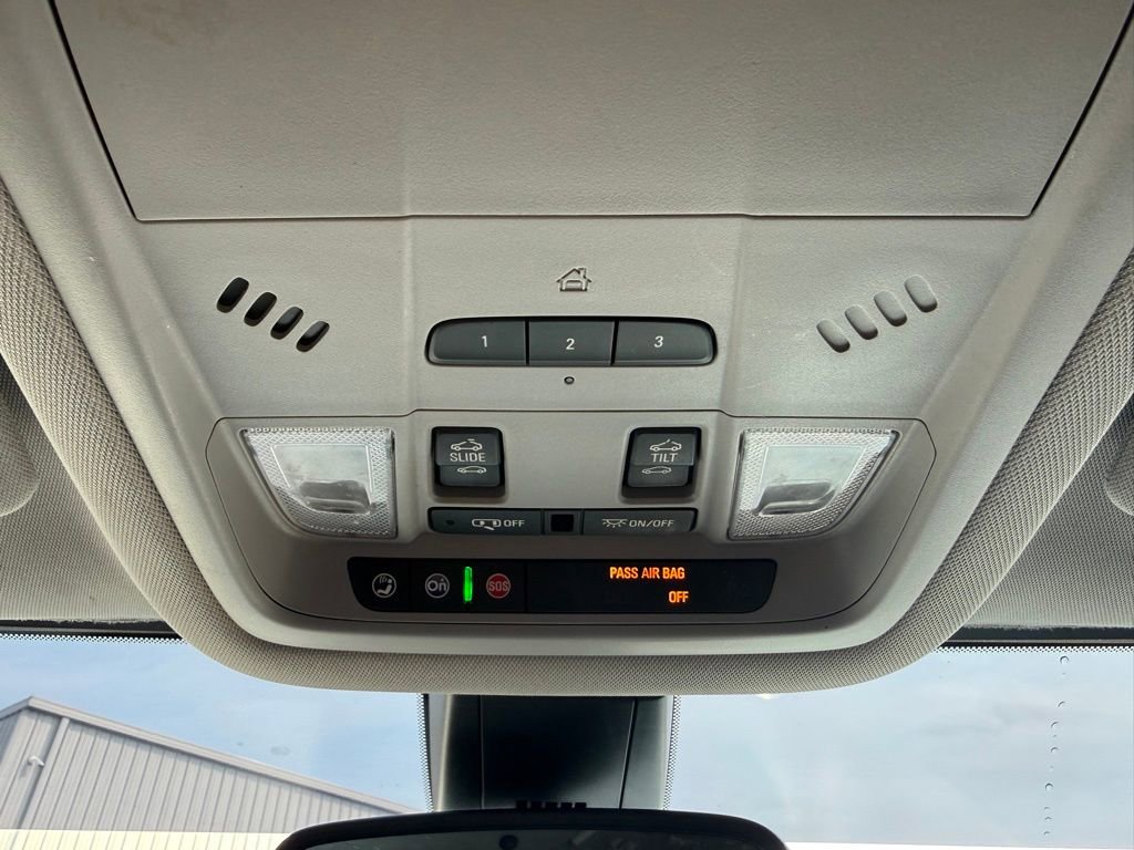 Used 2018 GMC Acadia SLT w/ LPO, Floor Liner Package image 33