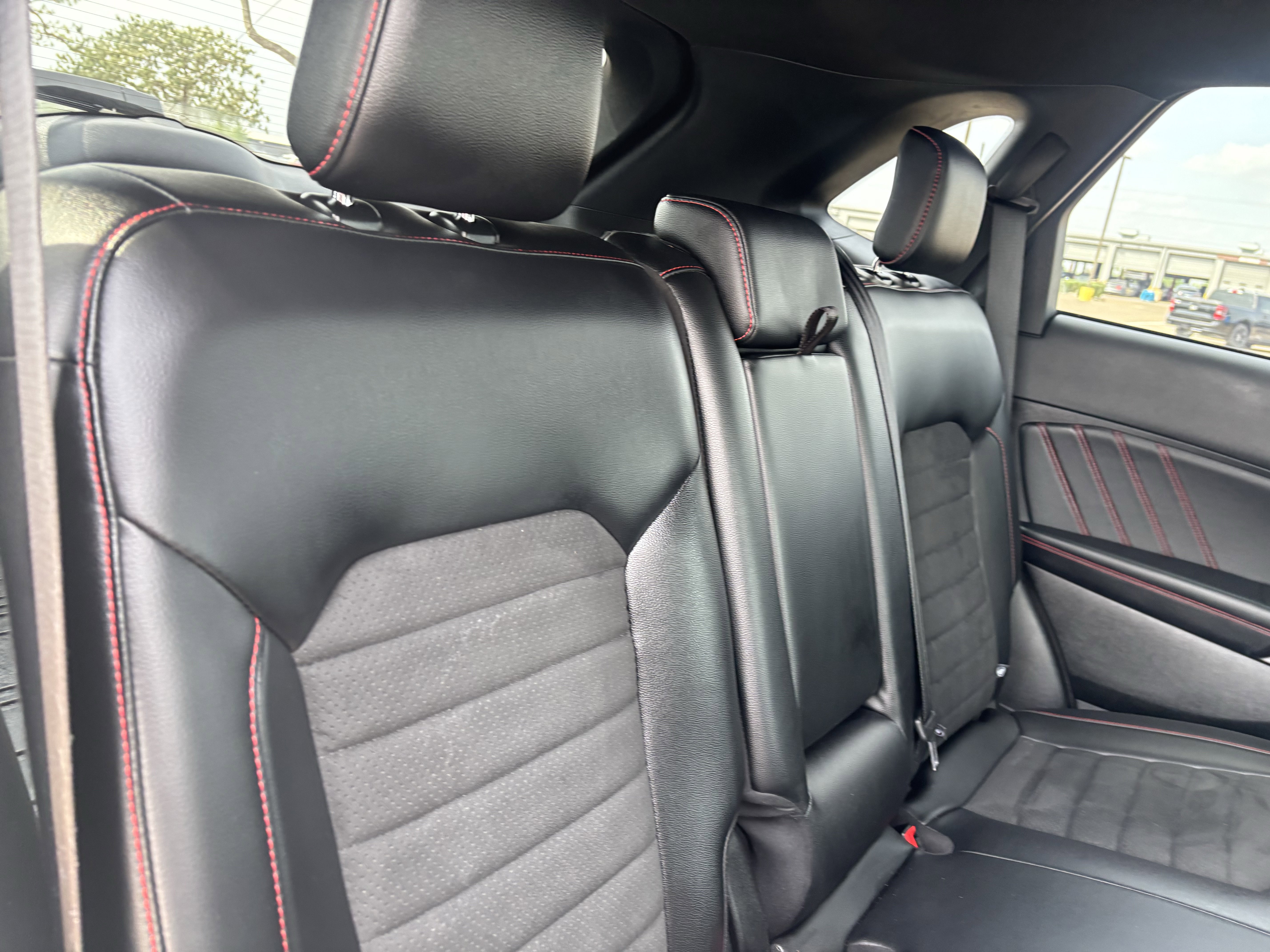 Certified 2024 Ford Edge ST-Line image 23