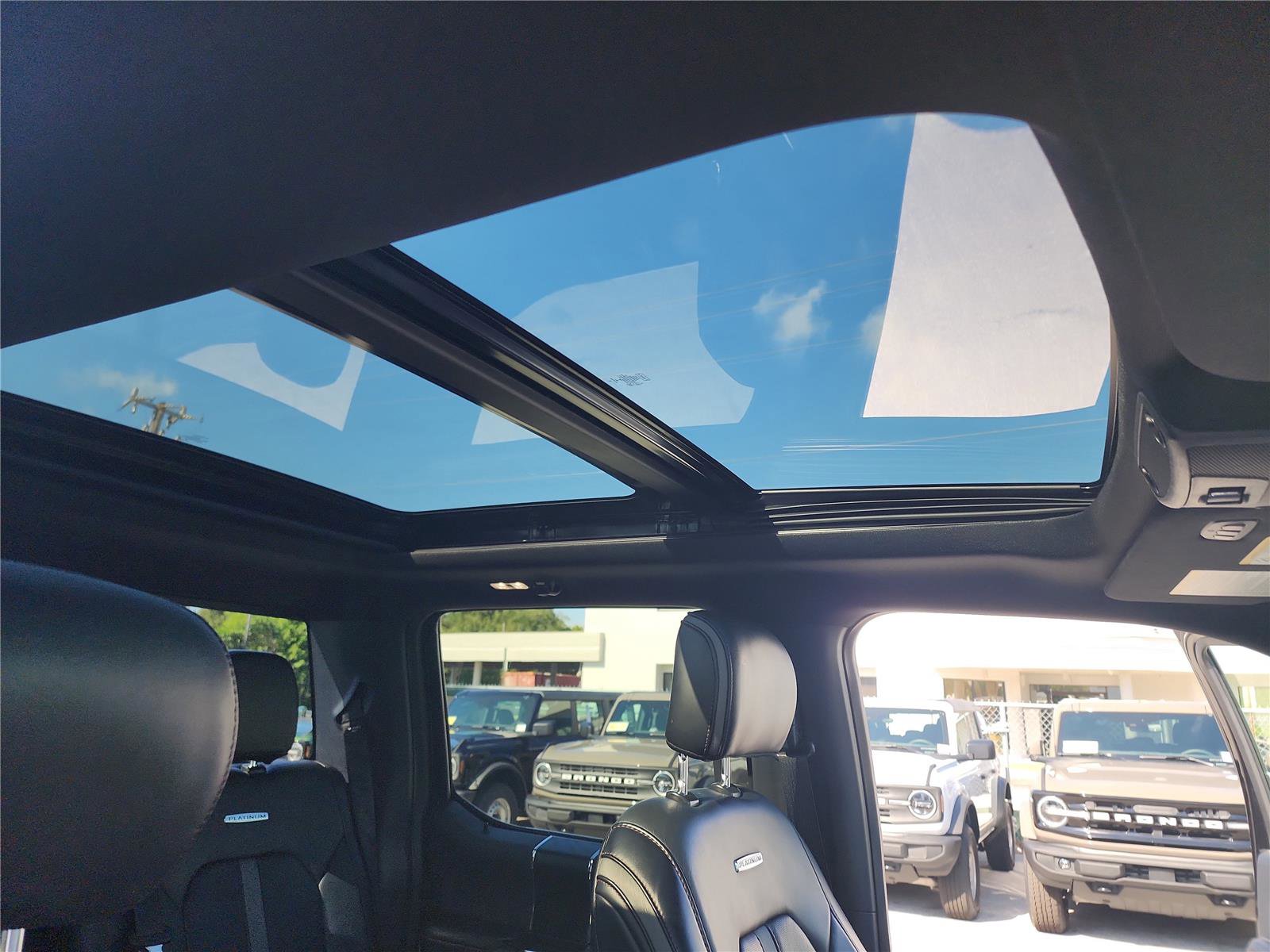 Certified 2020 Ford F150 Platinum w/ Equipment Group 701A Luxury image 28