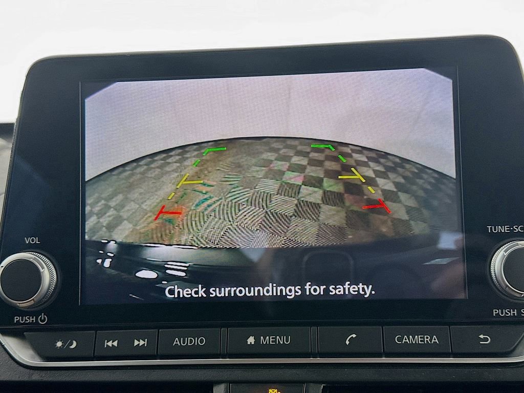 Used 2024 Nissan Altima 2.5 SV image 19