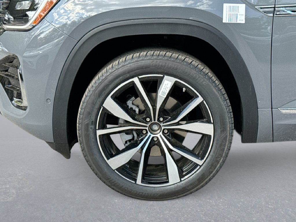 New 2026 Volkswagen Atlas Cross Sport SEL Premium R-Line AWD/4WD image 18
