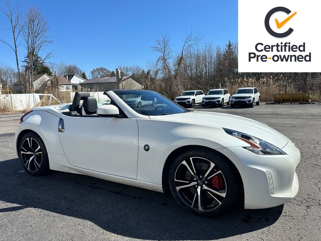 Used 2018 Nissan 370Z Touring Sport RWD image 1