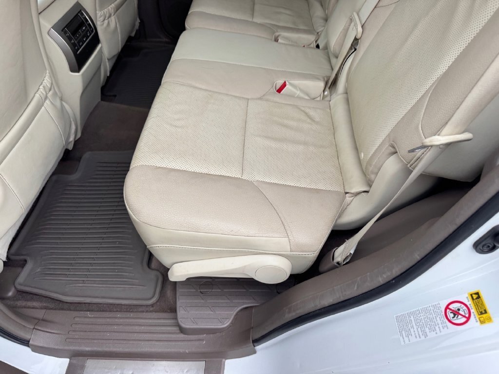 Used 2019 Lexus GX 460 Premium w/ Premium Package AWD/4WD image 9