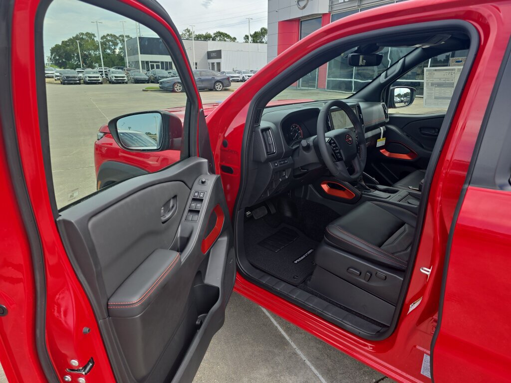 New 2027 Nissan Frontier Pro-X RWD image 17