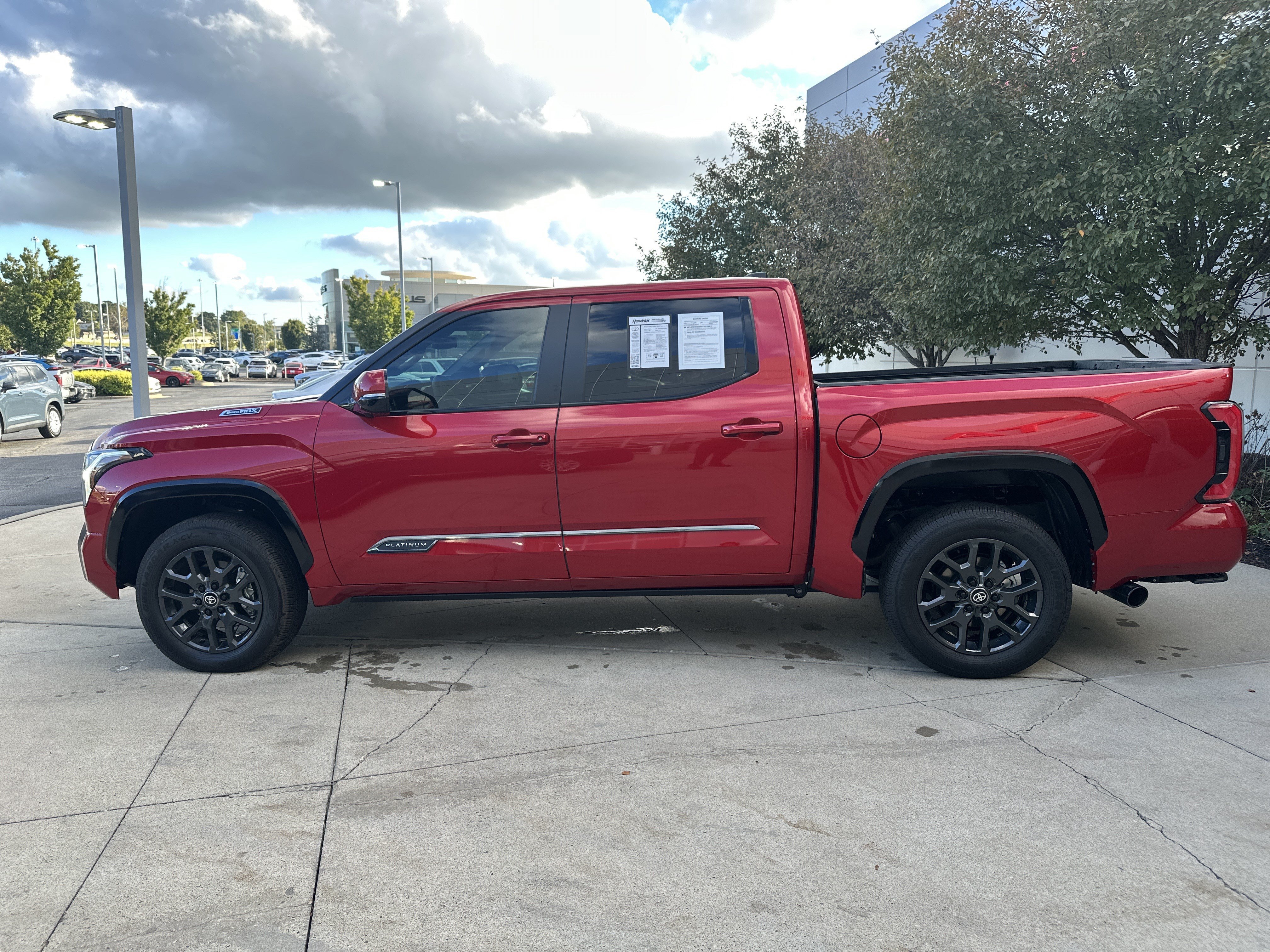 Used 2026 Toyota Tundra Platinum AWD/4WD image 9