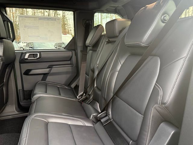 New 2025 Ford Bronco Outer Banks w/ Sasquatch Package image 19
