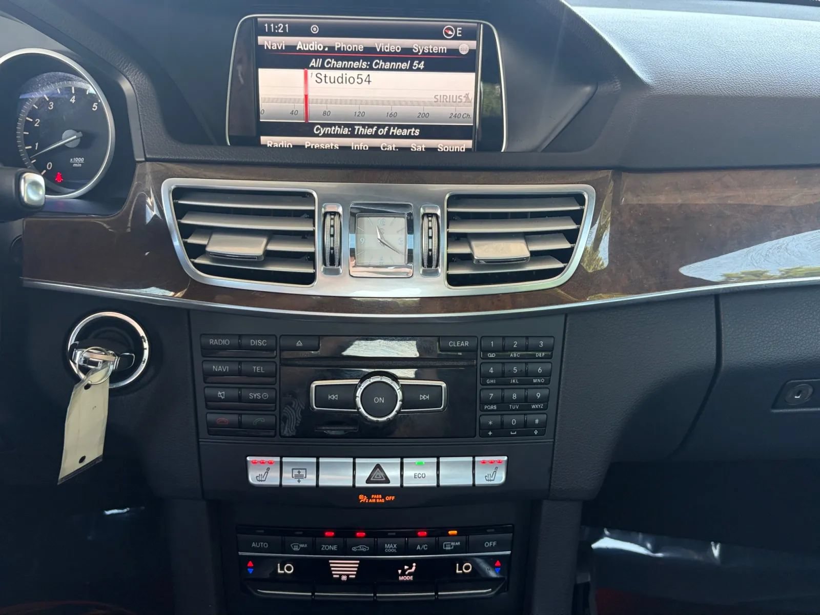 Used 2015 Mercedes-Benz E 350 4MATIC Sedan w/ Premium 1 Package image 23